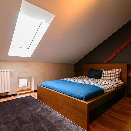 Apartamenty Wyszynskiego 2 Srem Exterior photo