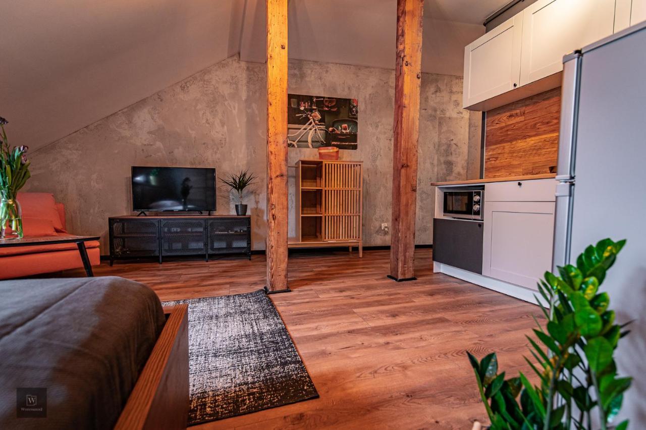 Apartamenty Wyszynskiego 2 Srem Exterior photo